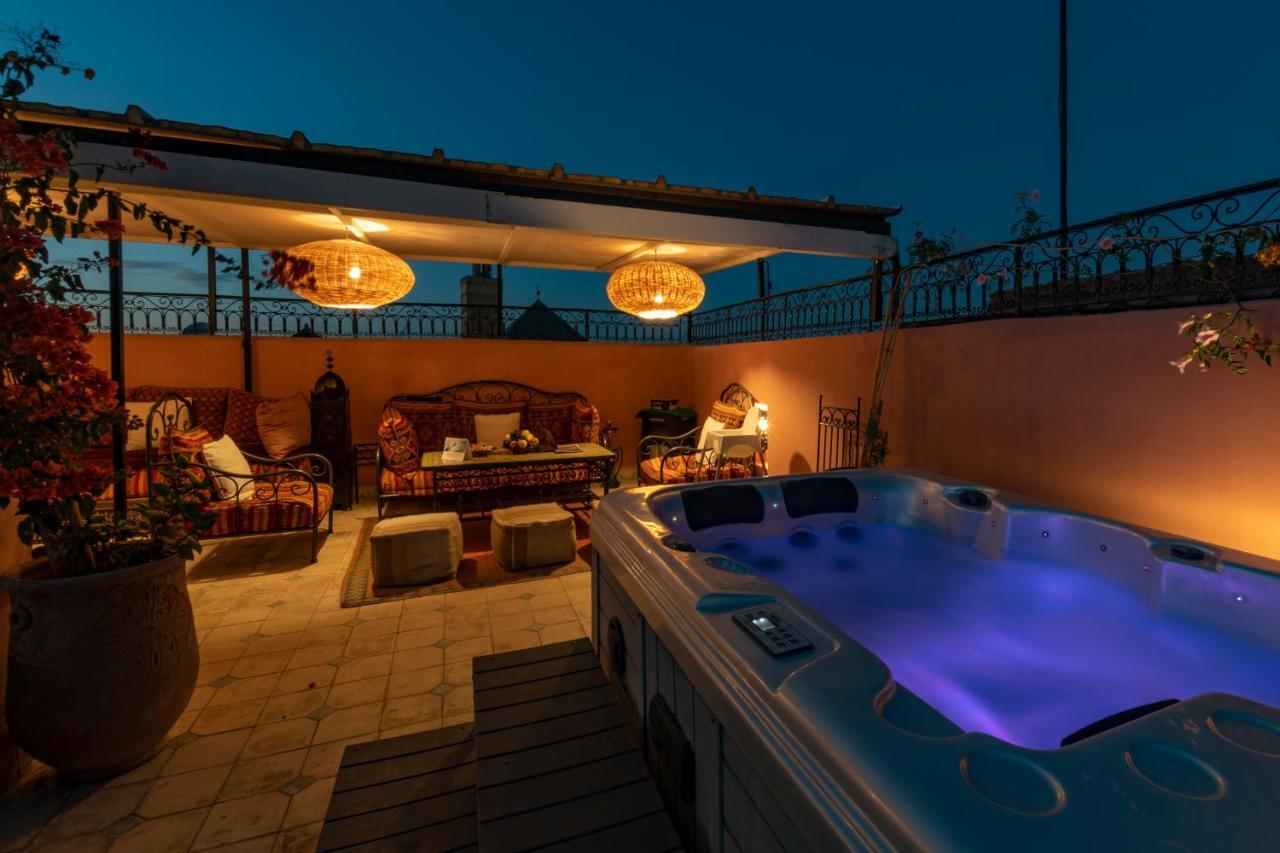 Riad Dar Merzouga Hammam & Jacuzzi Marrakesh Eksteriør billede